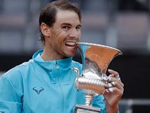 Đánh bại Djokovic, Nadal lần thứ 9 vô địch Italian Open Đánh bại Djokovic, Nadal lần thứ 9 vô địch Italian Open