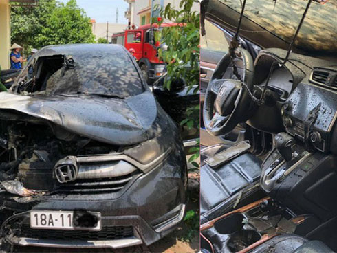 Hà Nội: Đang di chuyển, xe máy bất ngờ bốc cháy dữ dội tại hầm Kim Liên-4