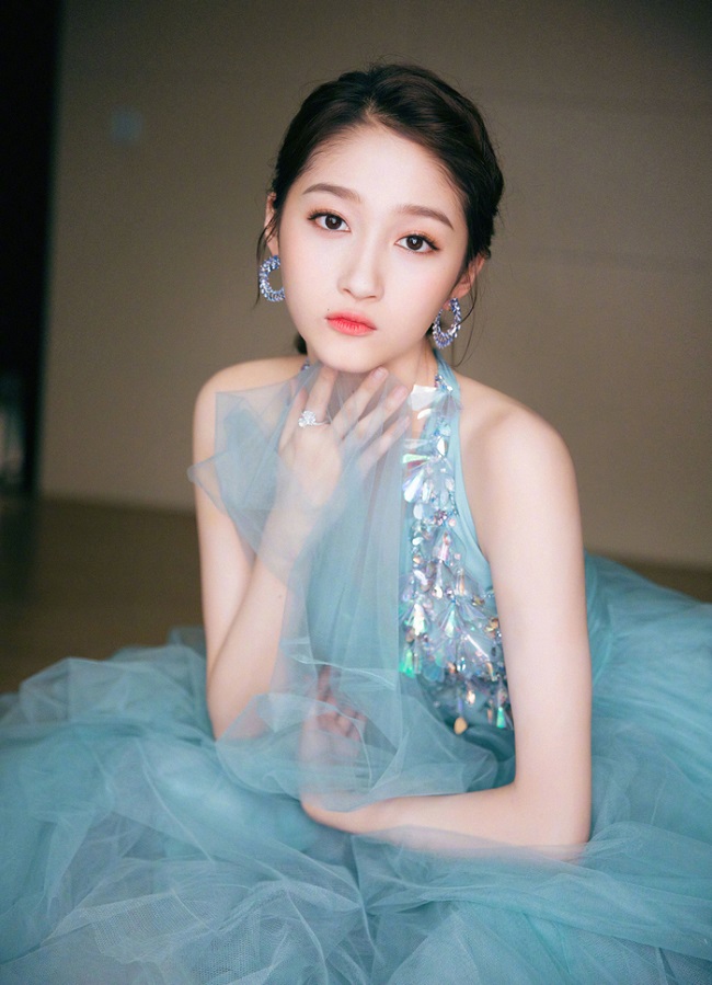 4 cô gái dân tộc thiểu số Trung Quốc khiến người gặp người yêu-4