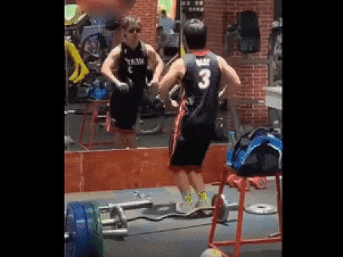 Khi dancer đi tập gym sẽ như thế này đây!