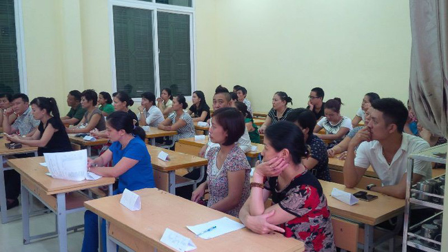 Sau ngày họp phụ huynh thì đây là những điều cha mẹ nên và không nên làm để tránh gây tổn thương cho con-3