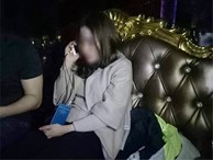 Những cô gái trẻ đẹp bị gài bẫy khi đi bar ở Hà Nội