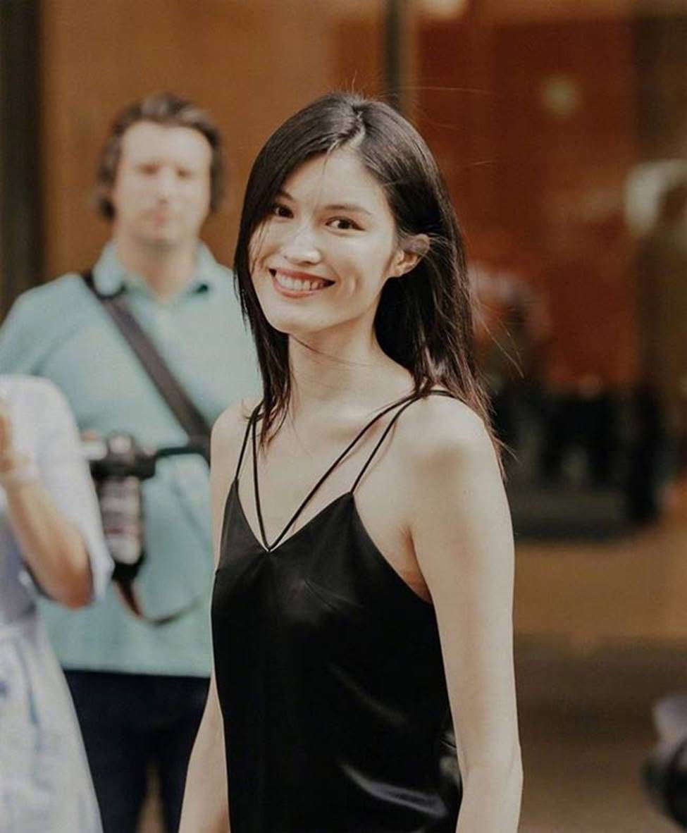 8X độc thân được mệnh danh ngọc phương Đông: Mây thua tóc, tuyết nhường da-11