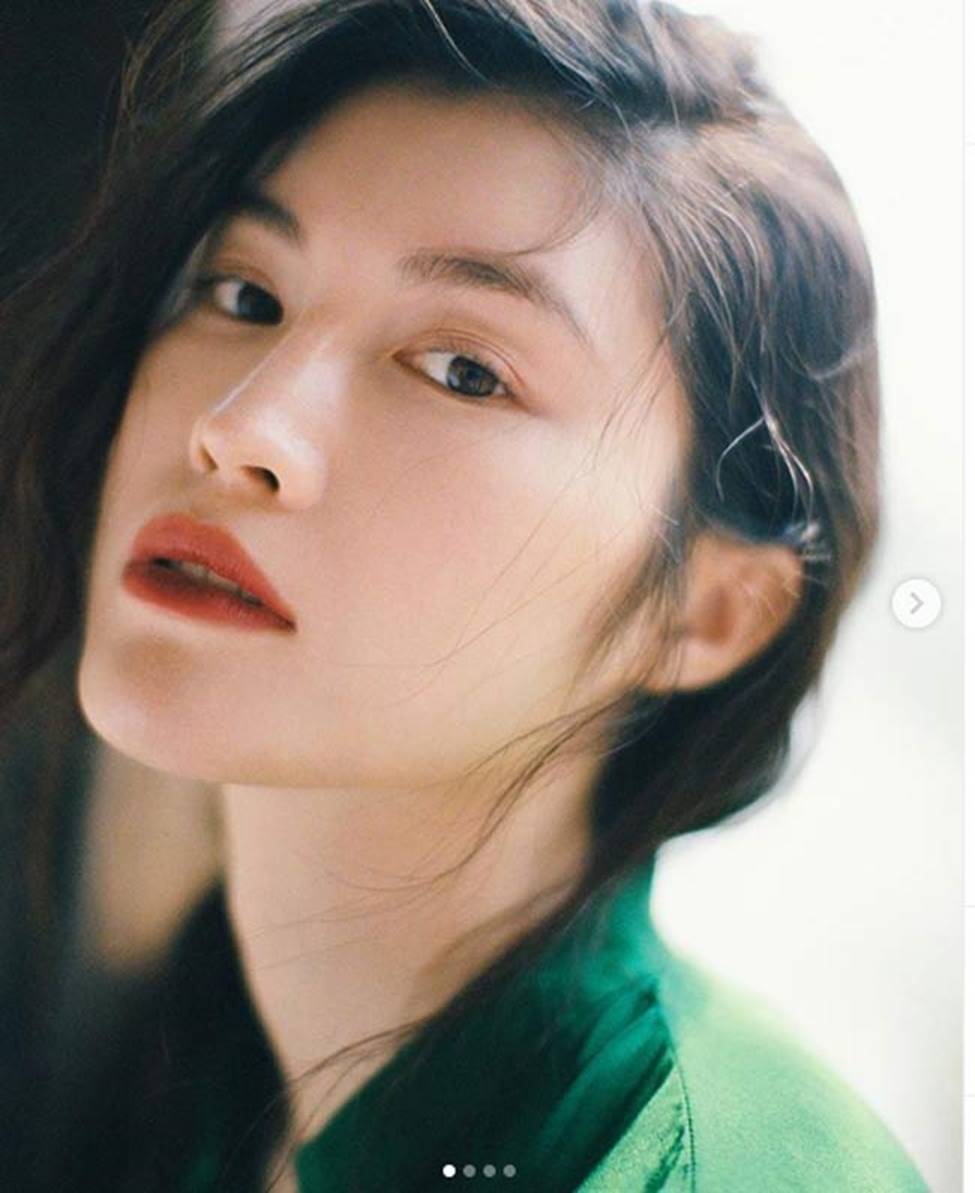 8X độc thân được mệnh danh ngọc phương Đông: Mây thua tóc, tuyết nhường da-14