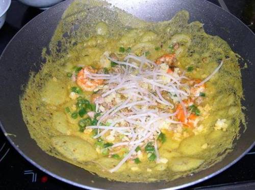 4 cách làm bánh xèo truyền thống đơn giản tại nhà-8