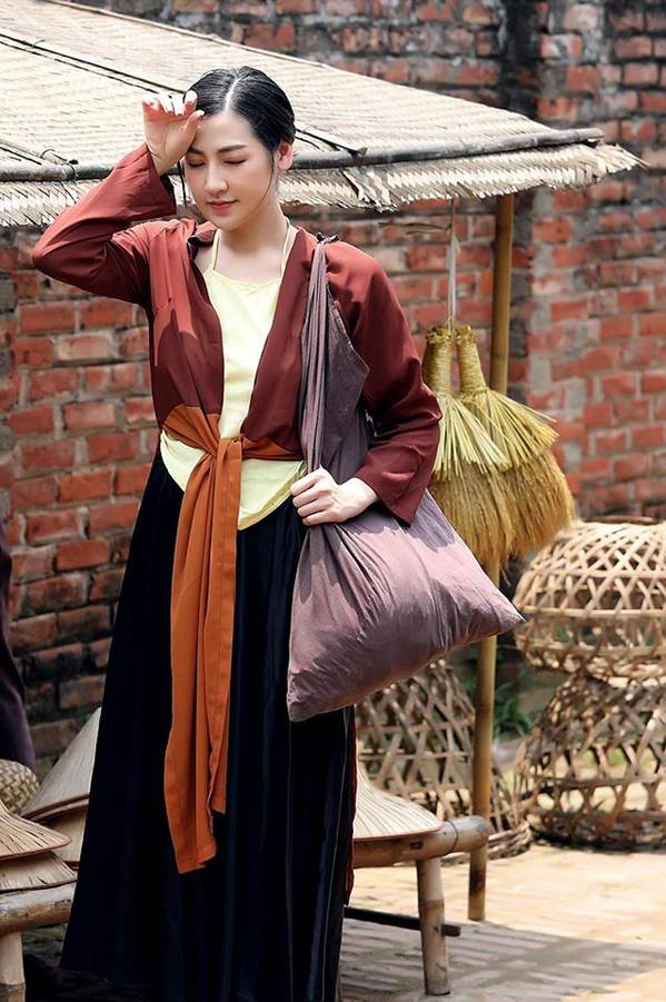 Á hậu Thuý An bất ngờ tung ảnh gợi cảm, khoe làn da trắng gợi cảm không tì vết-12