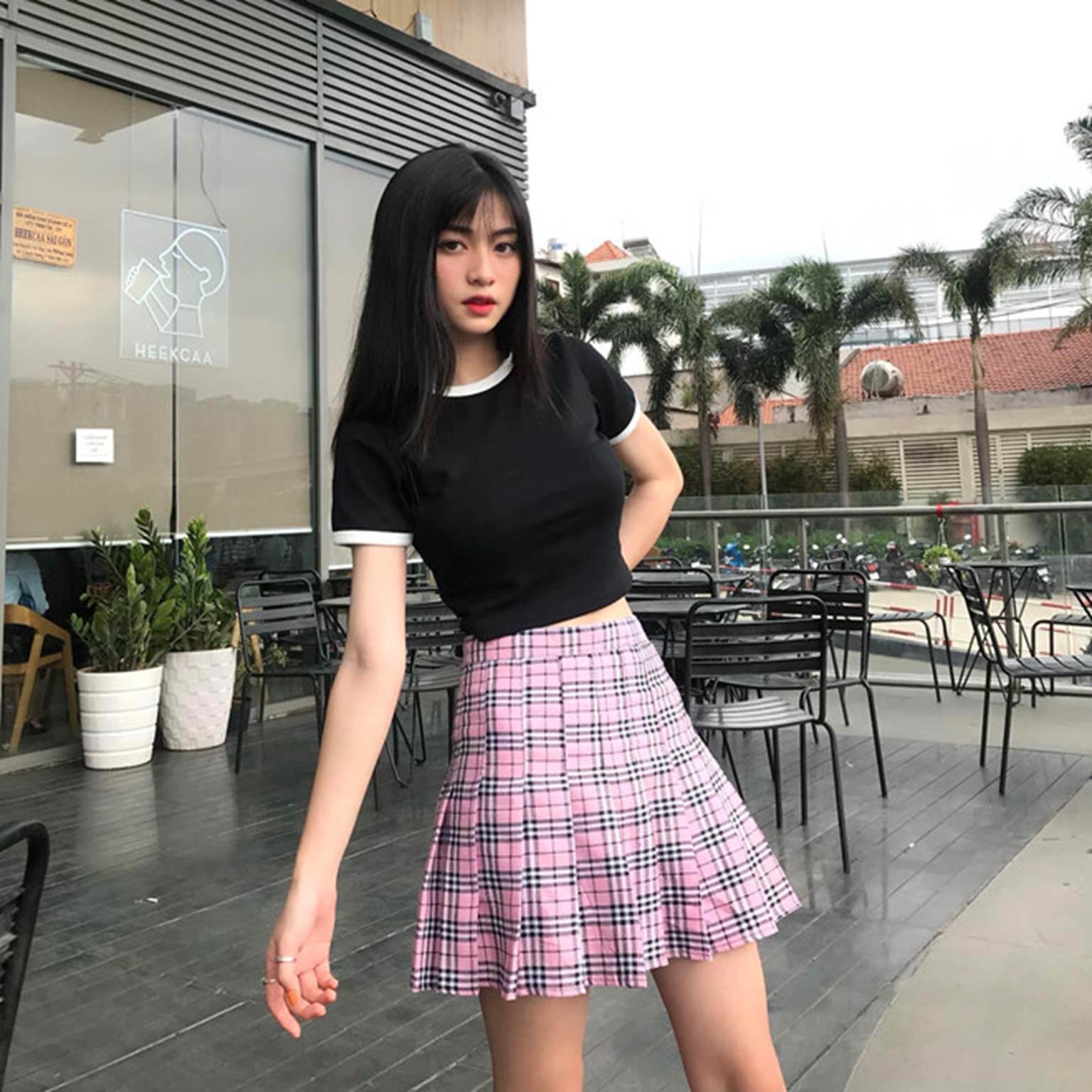 Loạt hot girl sinh năm 2001 đang ôn tập cho kỳ thi THPT quốc gia-9