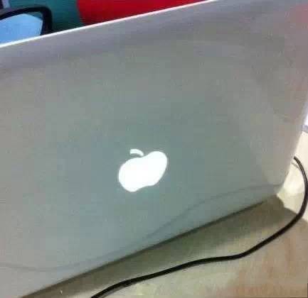 Chùm ảnh: Cúi đầu trước những sản phẩm hàng nhái Trung Quốc với thiết kế đạt đến đỉnh cao của sự hài hước-3