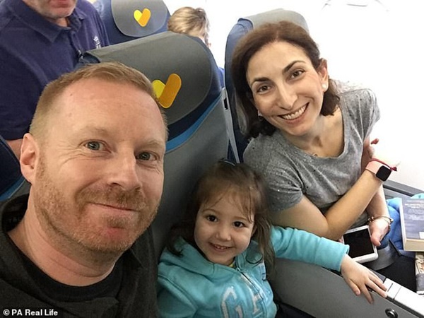 Mẹ 35 tuổi, sinh bé vài tuần đã bắt đầu mãn kinh: Nguyên nhân đằng sau là cả một câu chuyện đau lòng-5