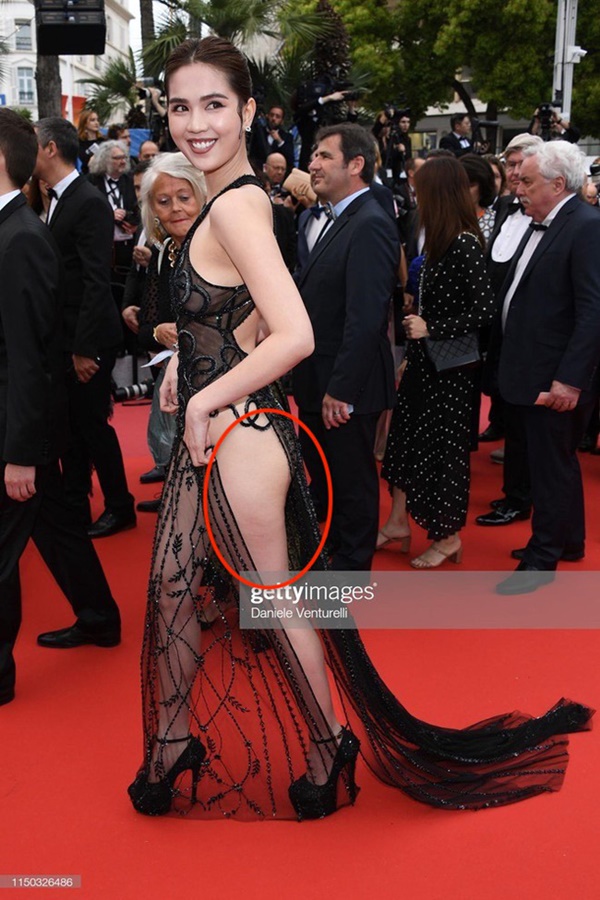 Nghệ thuật là ánh trăng lừa dối: Nữ hoàng nội y chưa photoshop có nhiều điểm không giống trên hình-1