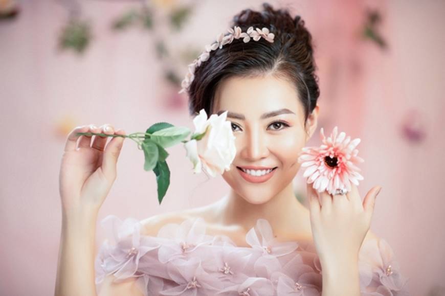 Diễn viên Thanh Hương bỗng dịu dàng lạ thường trong loạt ảnh mới-4