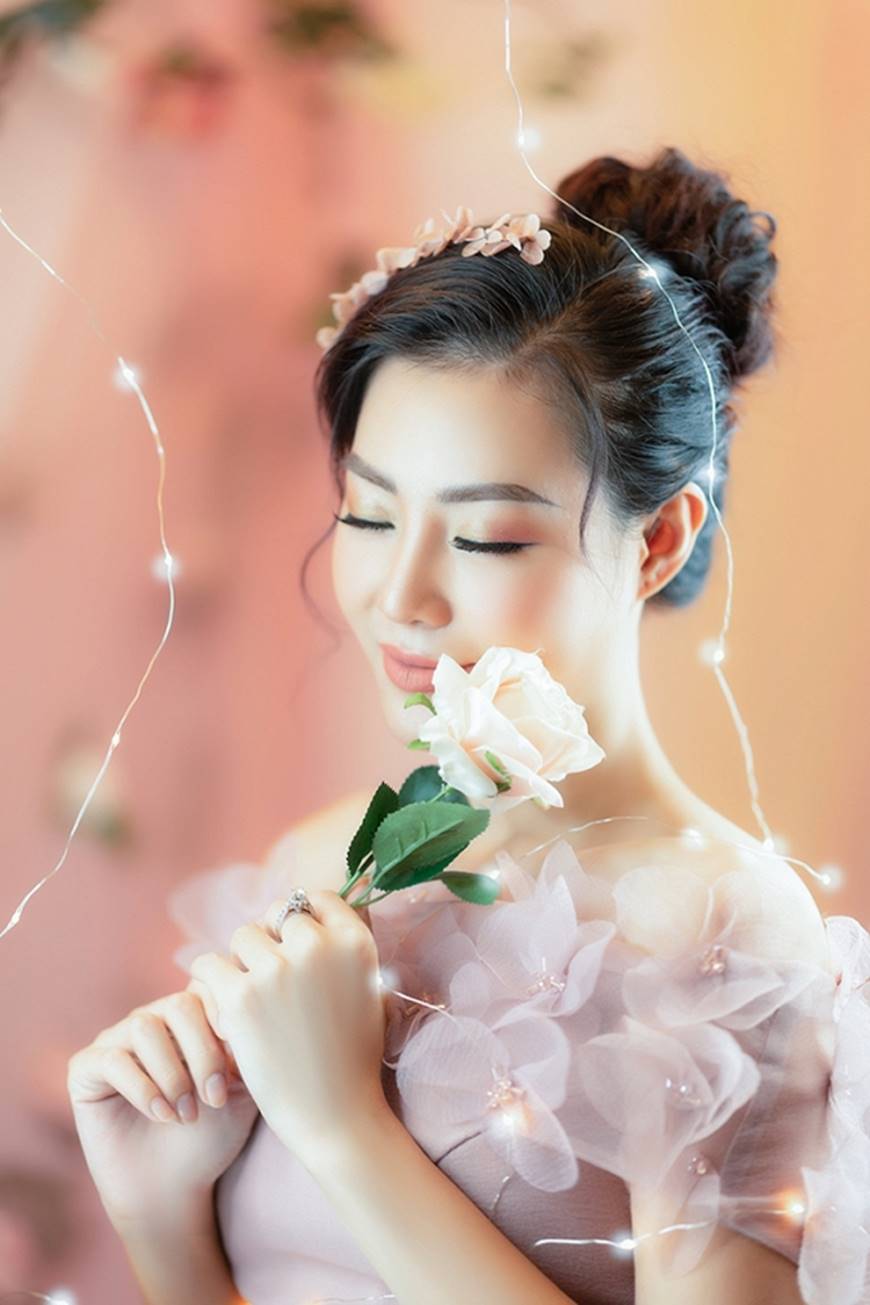 Diễn viên Thanh Hương bỗng dịu dàng lạ thường trong loạt ảnh mới-10