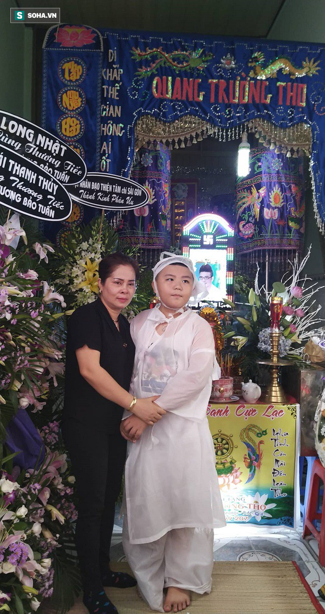Đám tang Vương Bảo Tuấn: Tuấn giấu hết mọi người, nói bị đau dạ dày, ăn là ói nên mới gầy-5