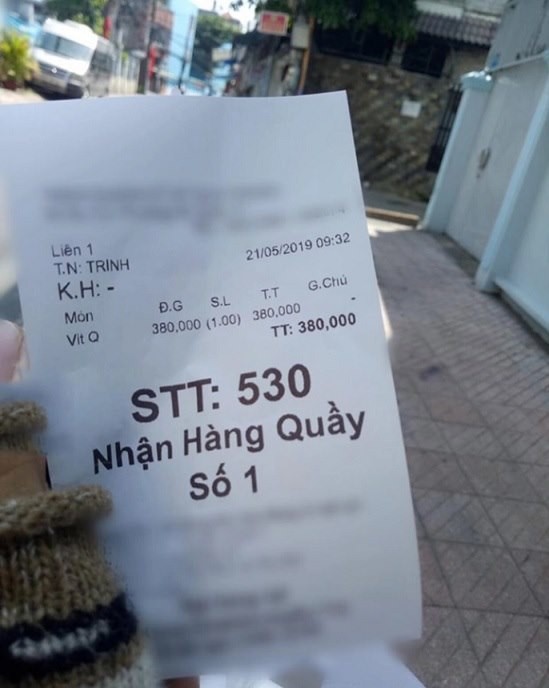 Bữa ăn vịt quay trị giá 380 nghìn đầy nước mắt của tài xế xe ôm khiến dân mạng bức xúc-2