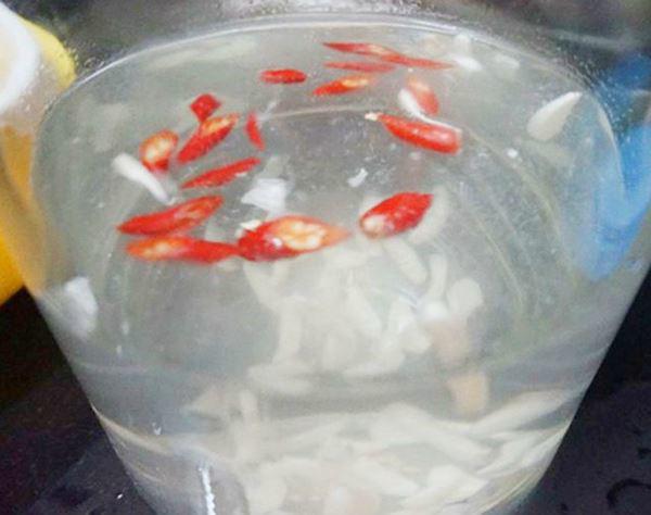 Cách muối măng chua ớt tỏi ngon để được lâu không nổi váng-5