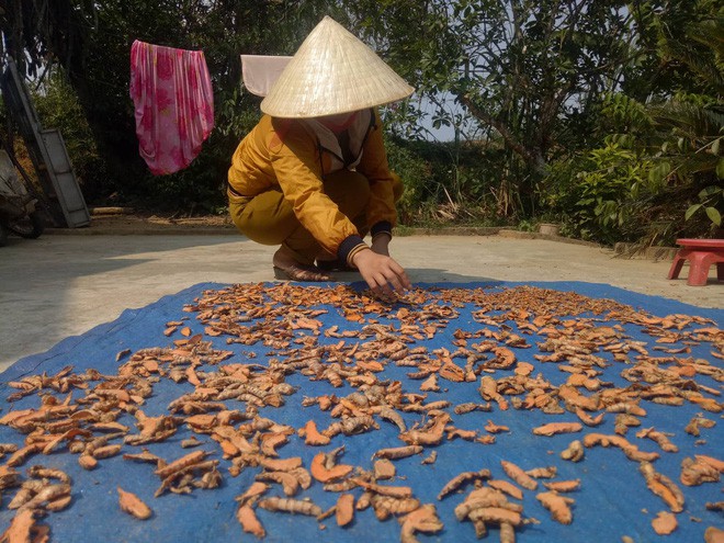 Kỳ lạ người phụ nữ cứ ăn cơm là ói ra máu, chỉ uống nước đá suốt 7 năm nay-2