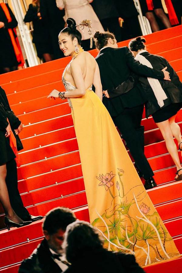 Sau Ngọc Trinh, thêm người đẹp Việt khoe lưng trần quyến rũ trên thảm đỏ Cannes-3