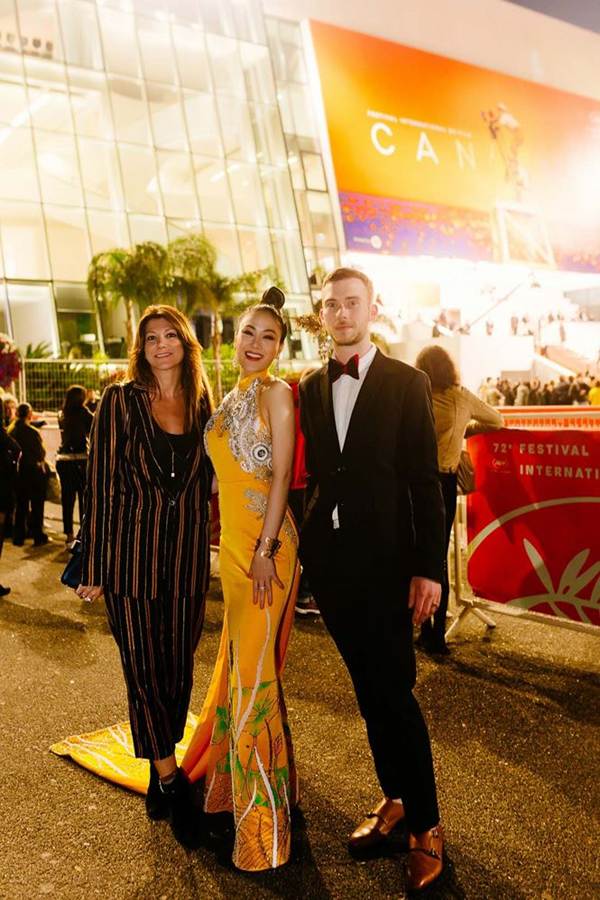 Sau Ngọc Trinh, thêm người đẹp Việt khoe lưng trần quyến rũ trên thảm đỏ Cannes-8