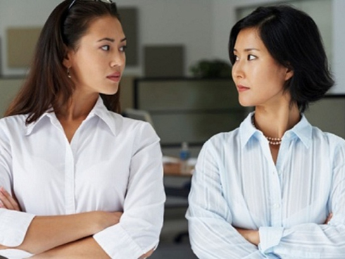 Từng đuổi con dâu khỏi nhà rồi rải muối tiễn vong, giờ họ lại cầu xin tôi tha thứ-3