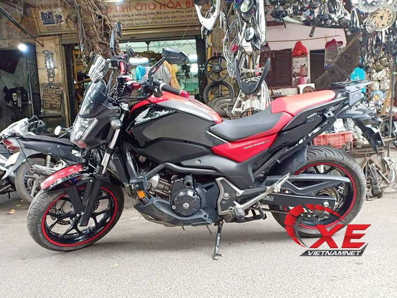 Trộm dắt xe 350 triệu, bỏ qua môtô hơn 1 tỷ ngay bên cạnh-1