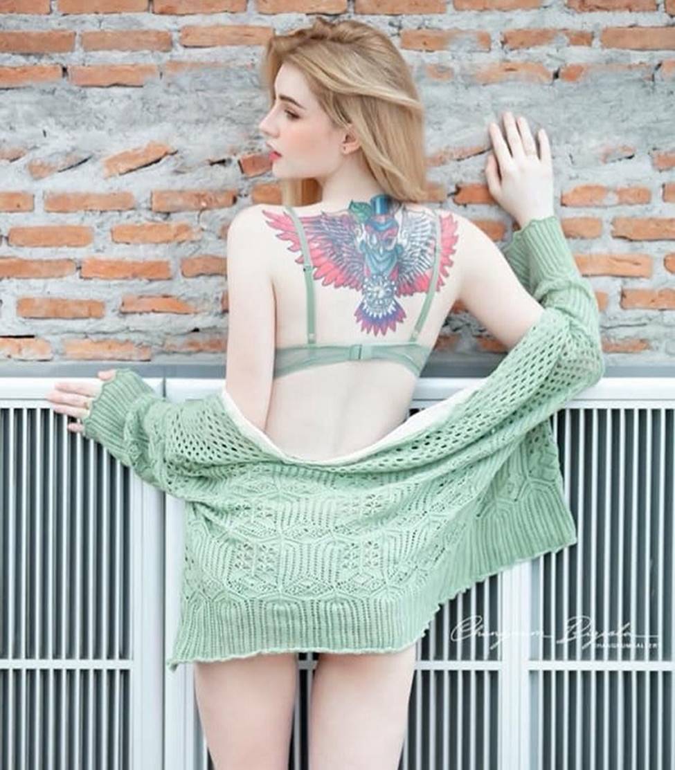 3 kiều nữ xăm Thái Lan: Mặt xinh như búp bê, da dính mực vẫn đẹp nuột nà-3