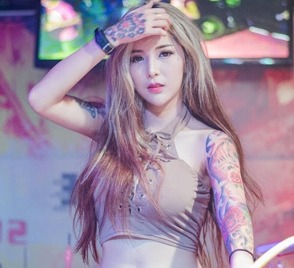 3 kiều nữ xăm Thái Lan: Mặt xinh như búp bê, da dính mực vẫn đẹp nuột nà-7