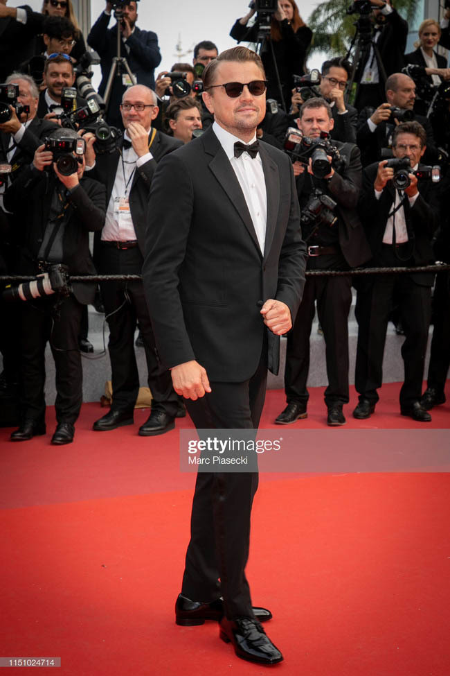 Người mẫu bị nghi cố tình tụt váy lộ vòng 1 trên thảm đỏ Cannes-4