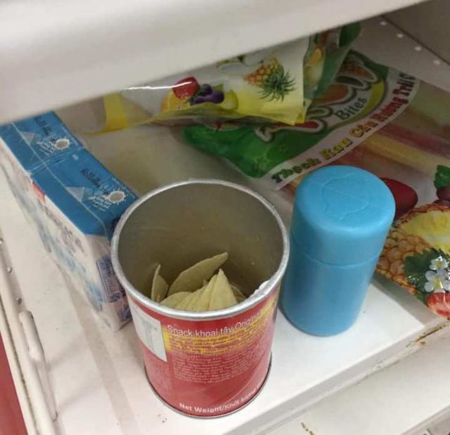 Siêu thị ngán ngẩm nhìn khách tràn vào bóc bánh, nước ngọt ăn uống tại chỗ-2