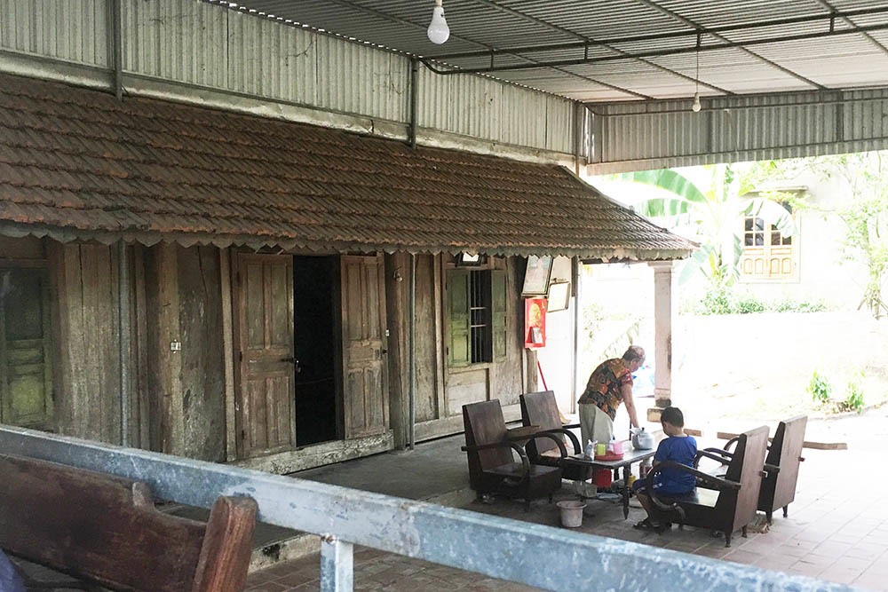 Vụ hai thi thể trong thùng bê tông: Gia đình ở Nghệ An đưa nạn nhân về an táng-1