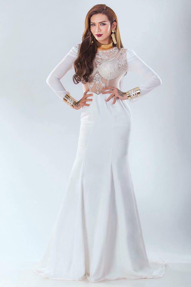 BB Trần diện váy mỏng hở chẳng kém Ngọc Trinh trên thảm đỏ Cannes, khoe body nuột như con gái-4