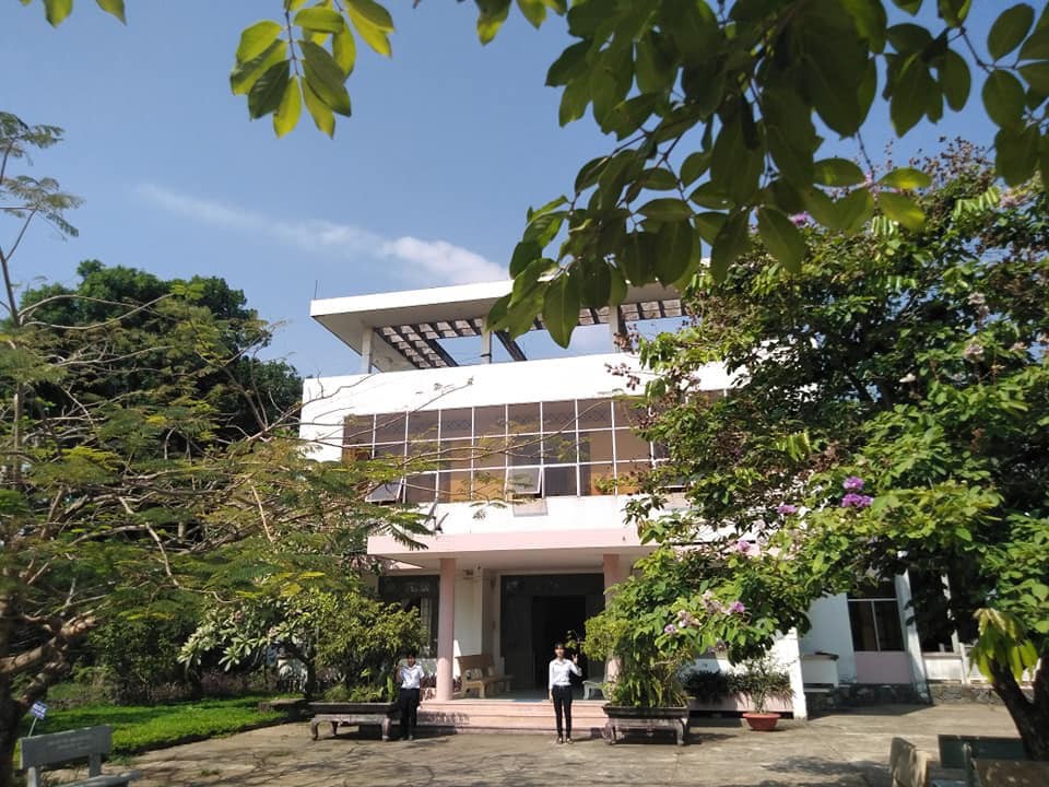 Thu về 70 nghìn lượt like chỉ sau một đêm, bộ ảnh của hai nữ sinh Phú Yên có gì đặc biệt mà hot đến thế?-8