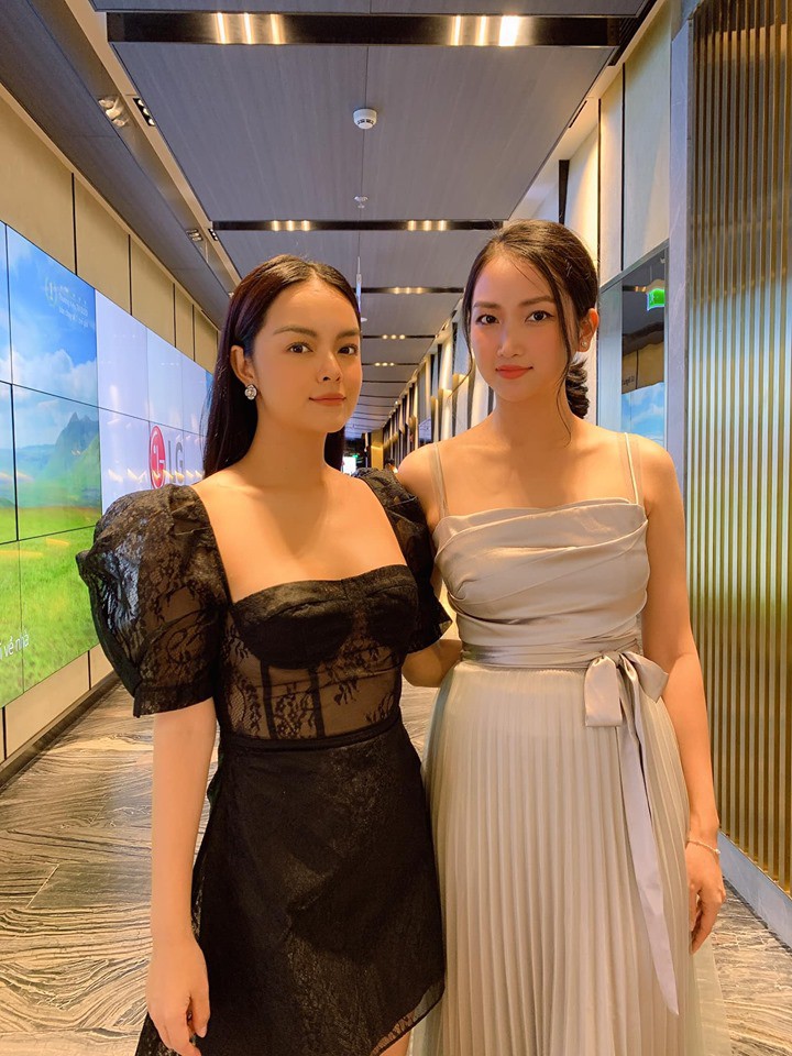 Quen với hình ảnh bỉm sữa, vợ Lam Trường bất ngờ lộng lẫy như celeb” nhưng mọi sự chú ý lại đổ dồn vào vòng 2 cực kỳ bất thường-3