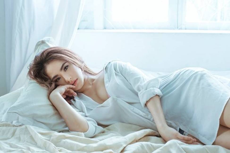 Vẻ nóng bỏng của hai nữ ca sĩ xinh đẹp nhóm HAT làm mẹ đơn thân sau ly hôn-14