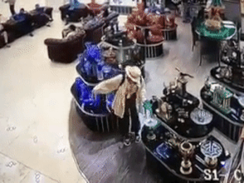 Sau 9 tháng rời khỏi bệnh viện Tâm thần, hai mẹ con ‘hot girl’ Bella giờ ra sao?-4