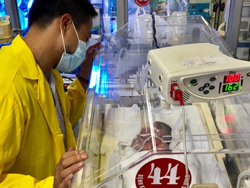 Chuyện bé Bình An - thiên thần nhỏ của người mẹ trẻ ung thư giai đoạn cuối và lời tự sự xúc động của người cha-7