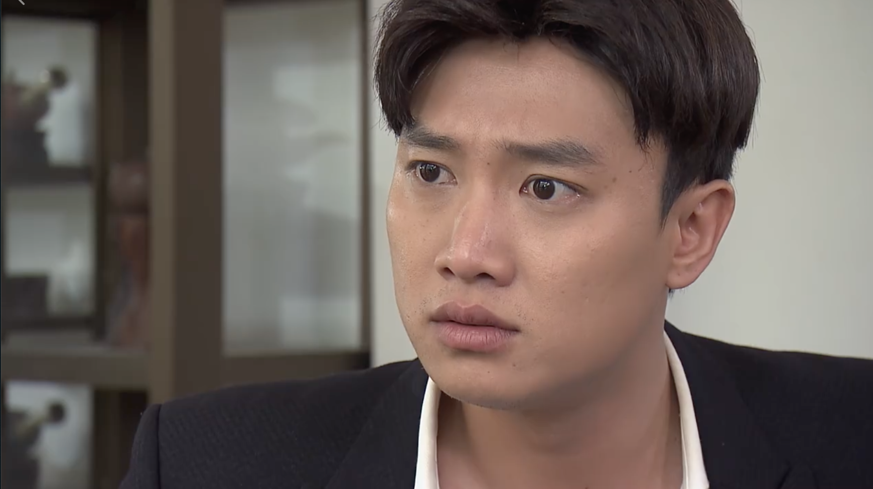 Về nhà đi con: Tiếp tục lộ clip hậu trường Vũ vui vẻ chăm sóc Thư đẻ trong bệnh viện-1