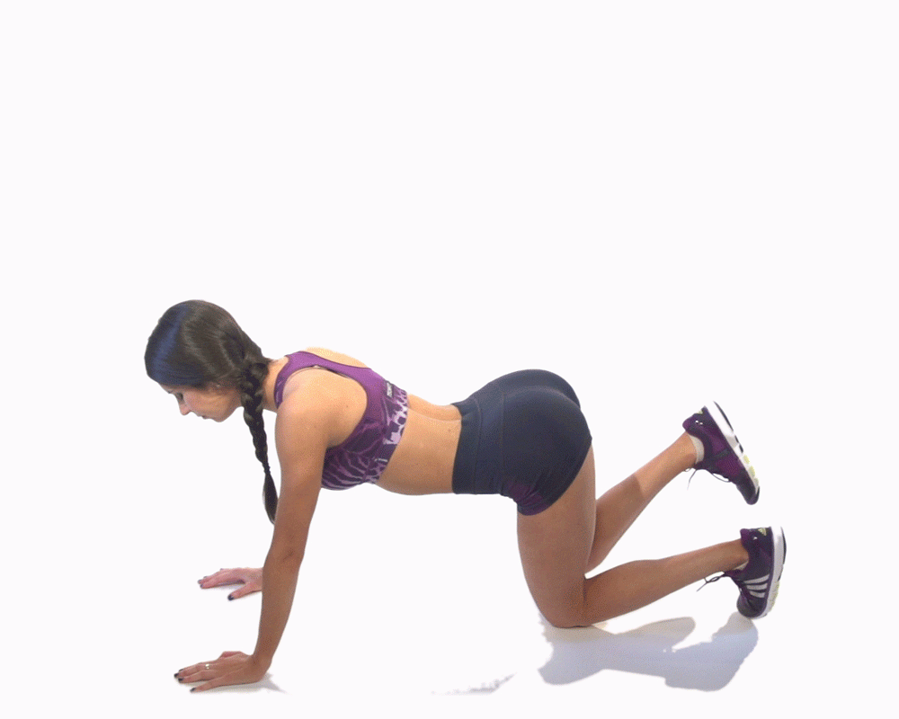 Dao kéo chán chê, Ngân 98 vẫn cố bóp ảnh cho được mặt thon, ngực khủng đến đáng sợ-12