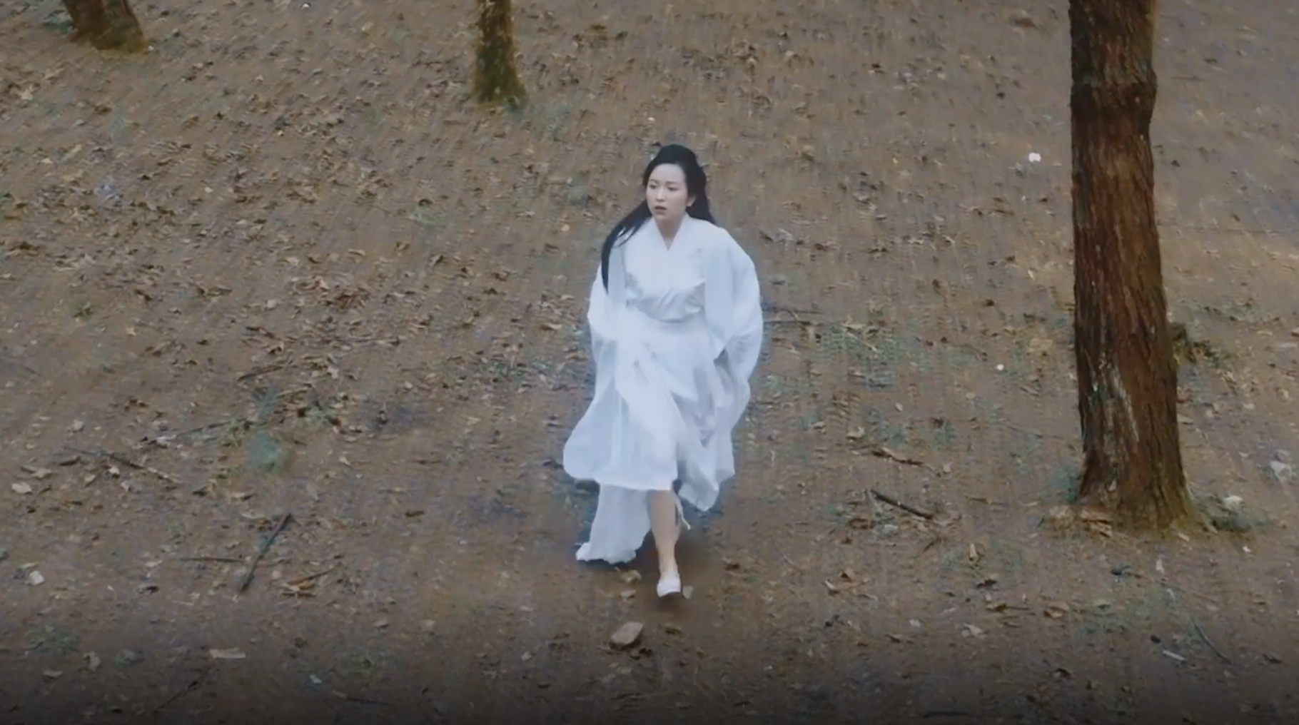 Chuyện đời Công Lý gói gọn trong 1 clip khiến dân mạng ngã ngửa: Người yêu bị giết, buồn tình lên núi ở, nhận em gái làm... con-2