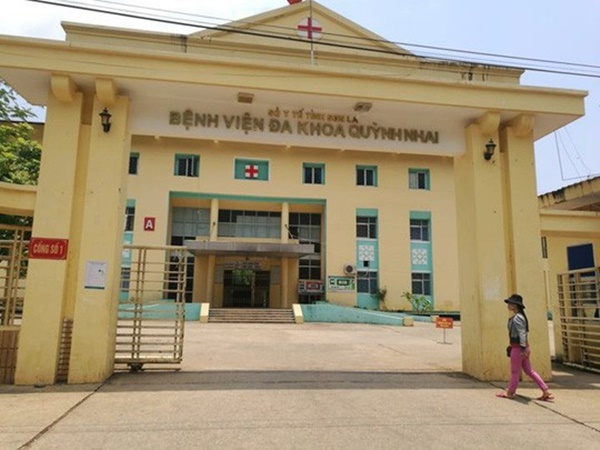 Bé gái nghi bị hiếp dâm trong phòng X-quang: Chụp chiếu tim, phổi nhưng bắt cởi cả quần lót...-1