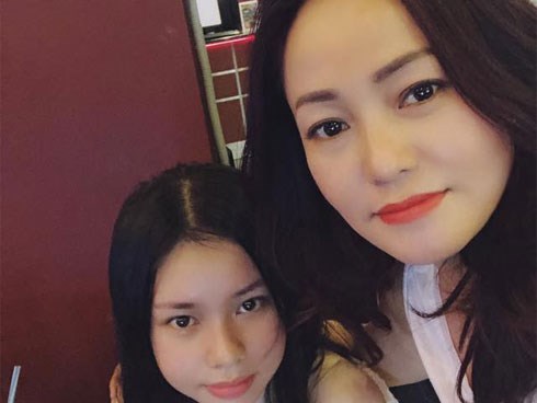 Thực hư chuyện mẹ diễn viên 15 tuổi của “Vợ Ba” bị tố nợ 200 triệu nên ép con gái đóng cảnh 18+