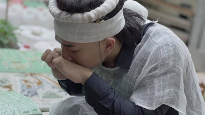 Em trai khác mẹ của Hoàng Thùy Linh: Cảnh ngáo đá, tôi ngốn của đoàn phim hơn 30 triệu đồng-2