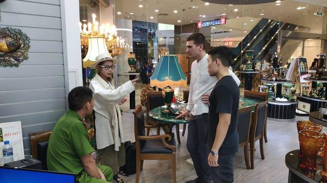 Sau 9 tháng rời khỏi bệnh viện Tâm thần, hai mẹ con ‘hot girl’ Bella giờ ra sao?-3