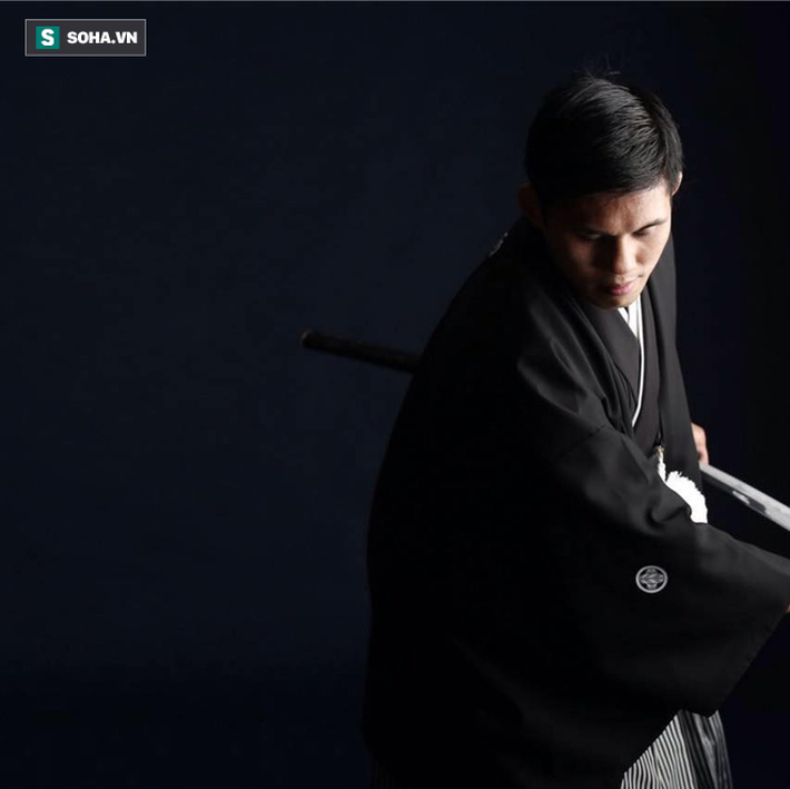 Võ sĩ MMA người Mỹ gốc Việt: Nếu tôi siết cổ hoặc đánh gãy tay Flores thì sao?”-7