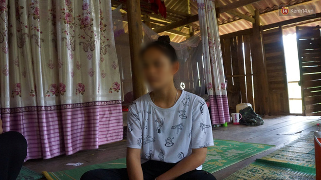 Bé gái 13 tuổi nghi bị KTV bệnh viện hiếp dâm không chịu ăn uống nói chuyện, liên tục khóc suốt nhiều ngày liền-4