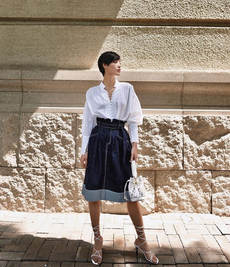 Khoe street style gợi cảm với đầm hai dây, Chi Pu - Thiều Bảo Trâm khiến fan xịt máu mũi-7