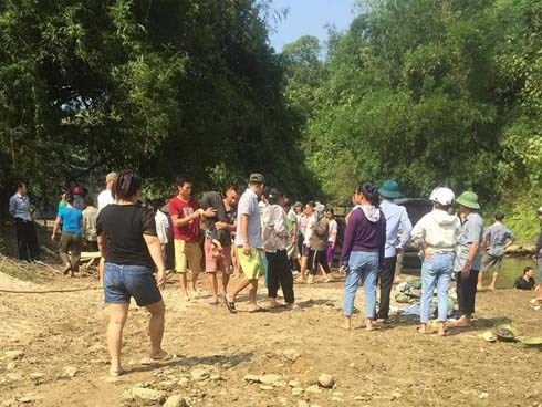 Lào Cai: Thấy bạn bị đuối nước, nhóm học sinh bơi ra cứu thì 4 em tử vong thương tâm