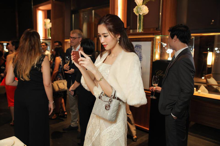 Bóc giá loạt túi hiệu của bà mẹ bỉm sữa Đặng Thu Thảo-10