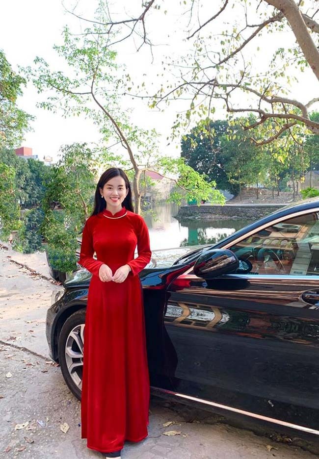 Chia tay các cầu thủ nổi tiếng nhất tuyển Việt Nam, 3 người đẹp sexy sống thế nào?-14