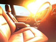 Đỗ xe giữa trời nắng nóng, ô tô thiệt hại “kinh khủng” thế nào?
