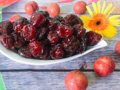 Sờ nhẹ vào điểm này biết ngay quả mận giòn- tươi- ngon- ngọt: Team thích ăn mận nhất định phải biết-3